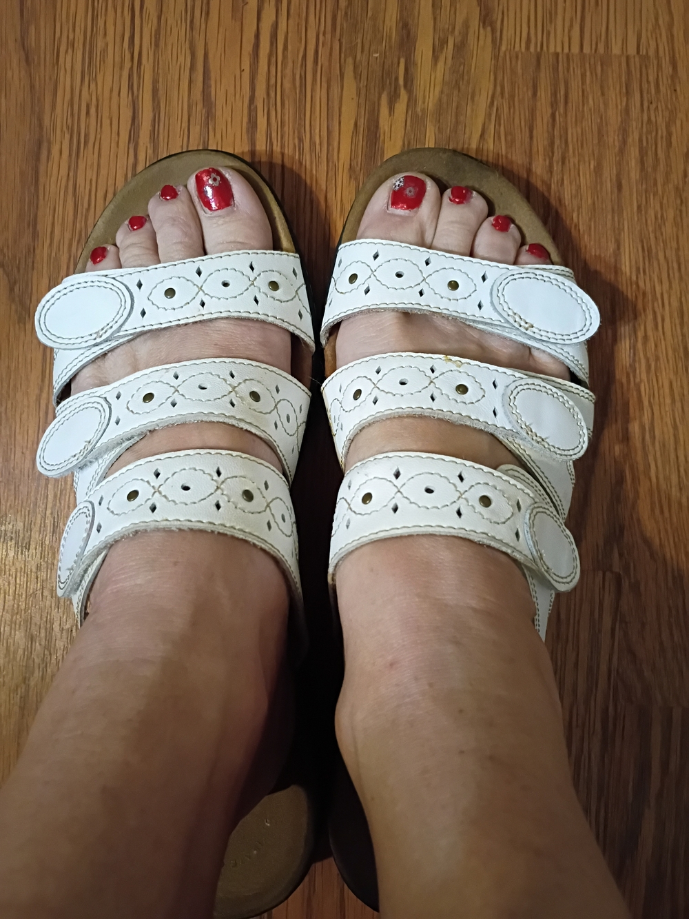 Clarks White Women's Triple-Strap Comfort Sandals